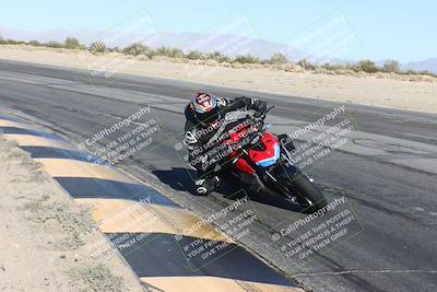 media/Dec-01-2025-Moto Forza (Mon) [[2daa91e15f]]/1-Advanced Group/Session 4 (Turn 10 Inside)/